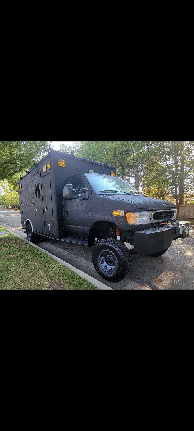 Picture 4/14 of a  2002 Ford E450 PowerStroke 4X4  Ambulance Conversion for sale in Temecula, California