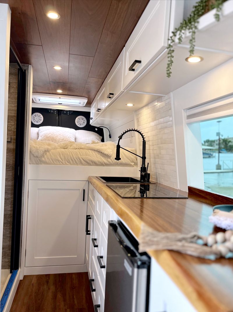 Picture 5/24 of a 22' Mercedes Sprinter 4WD - 1 OF A KIND, OFF-GRID READY! for sale in Oceanside, California