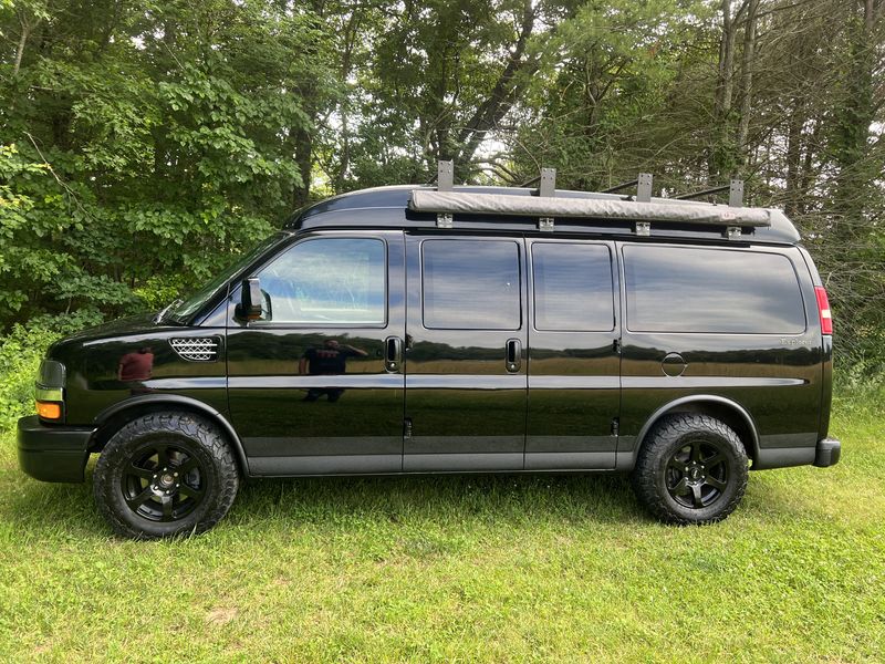 Picture 4/15 of a 2009 AWD Chevy Express explorer conversion  for sale in Rehoboth, Massachusetts