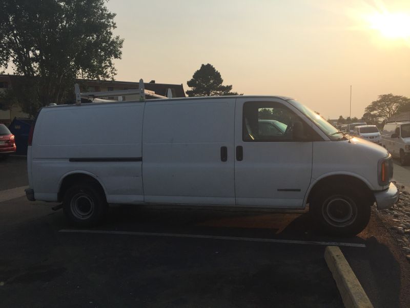 Picture 5/14 of a 2001 GMC Savana 3500 (extended) for sale in Thornton, Colorado