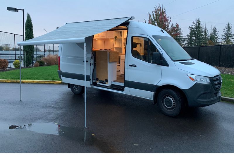 Picture 1/11 of a 2020 Mercedes Sprinter Van 2500 w/ new air conditioner  for sale in Molalla, Oregon