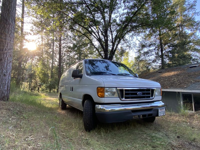 Picture 5/25 of a Brand new conversion - Ford E 150 - low milage  for sale in Applegate, California