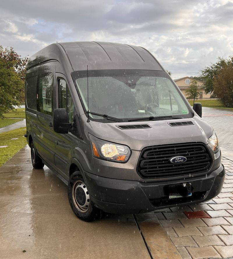 Picture 3/13 of a Ford Transit 250 extend high roof mint  for sale in Melbourne, Florida