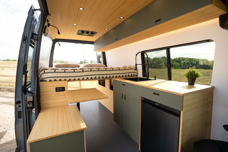 Picture 3/16 of a 2025 Geotrek Flatiron Sprinter 144 AWD for sale in Boulder, Colorado