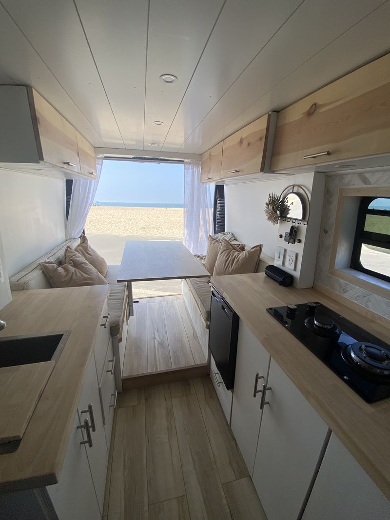 Picture 3/17 of a 2020 Dodge Ram Promaster 1500 136” WB-Hi Roof for sale in Huntington Beach, California
