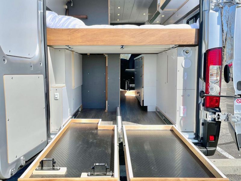 Picture 3/15 of a 2019 Dodge Ram Promaster for sale in Southington, Connecticut