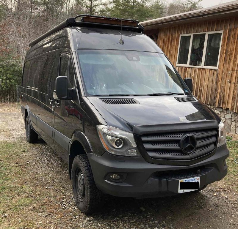 Picture 2/44 of a 2015 4×4 2500 Dual Slider by OutsideVan for sale in Roanoke, Virginia