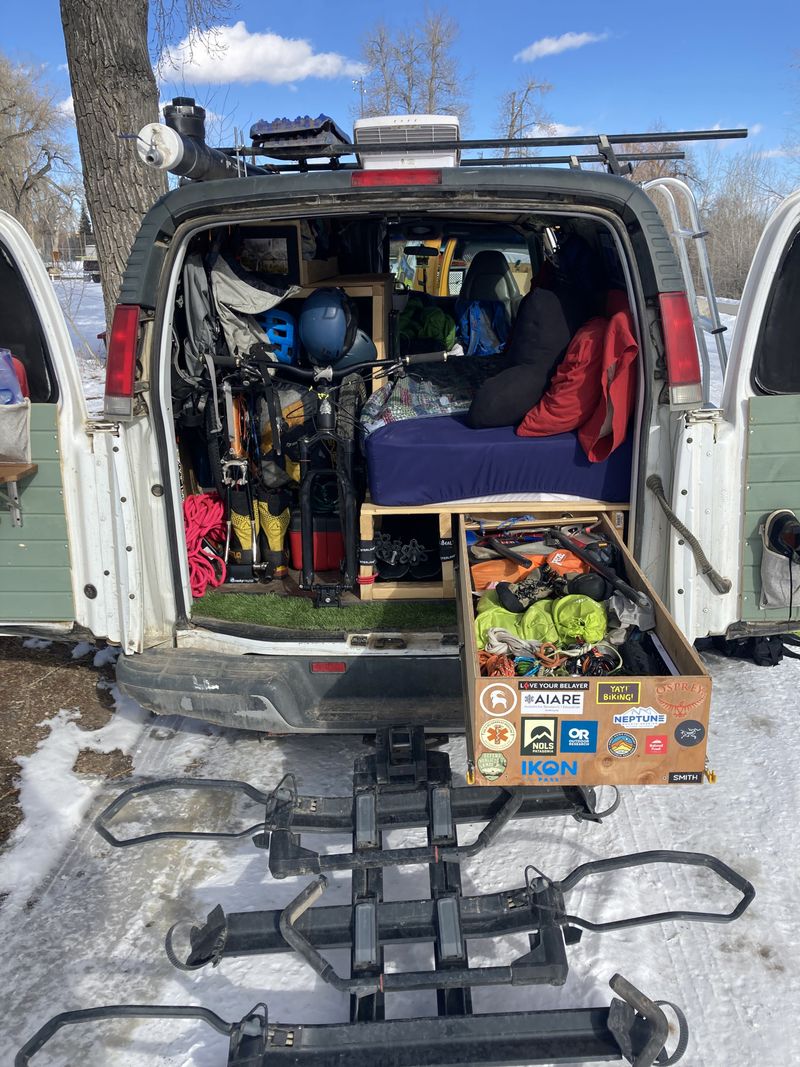 Picture 2/28 of a 1999 Chevy Express 1500 for sale in Laramie, Wyoming