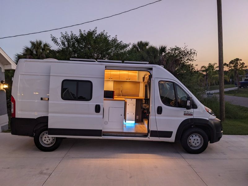 Picture 1/39 of a 2020 Ram Promaster 2500 for sale in North Port, Florida