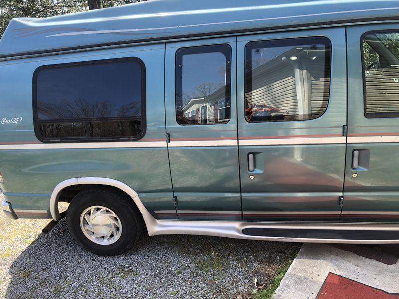 Picture 4/14 of a 1998 Ford E150 camper van for sale in Traphill, North Carolina