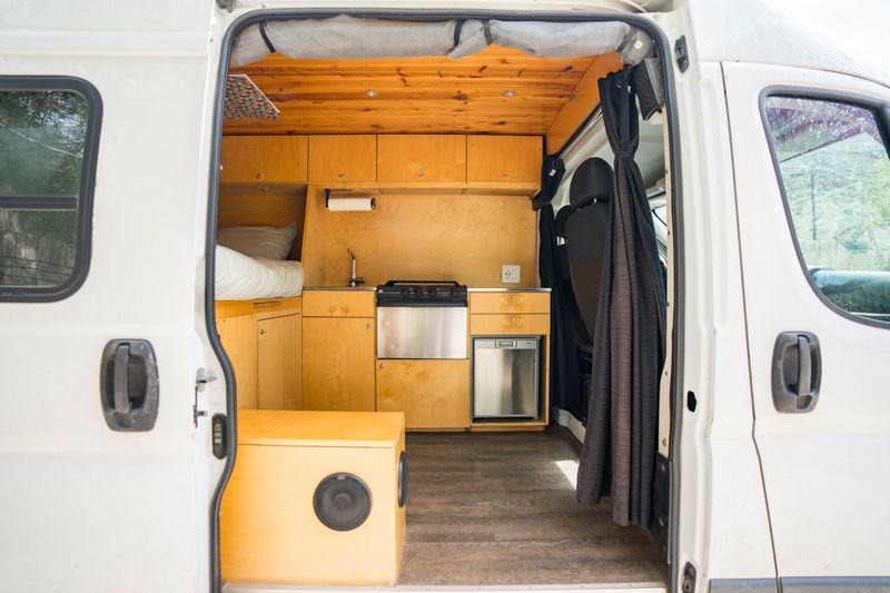 Picture 2/27 of a 2014 Dodge Ram Promaster 136" WB High Roof for sale in Hurricane, Utah