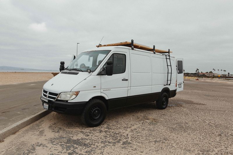 Picture 2/12 of a Off grid camper 2006 Dodge Sprinter T1N 140  for sale in Cerritos, California