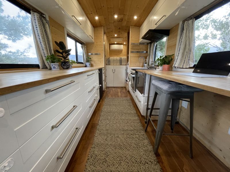 Picture 1/13 of a 2000 Blue Bird All American for sale in Bishop, California