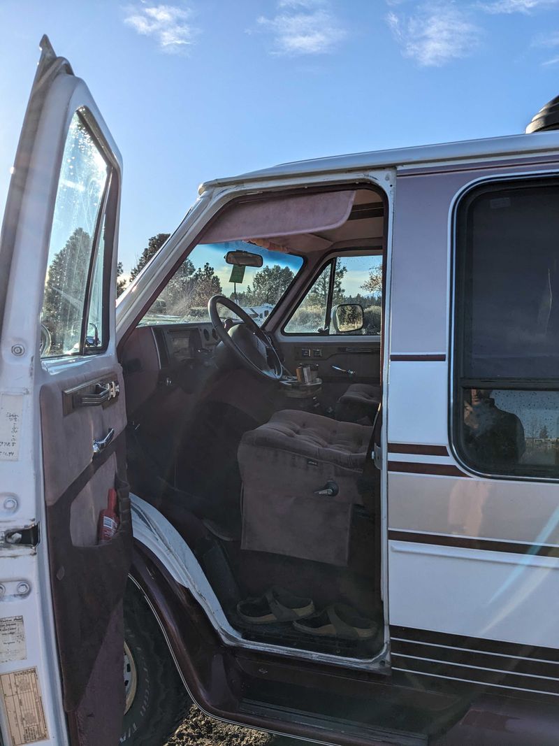 Picture 1/15 of a 1992 Chevy G20 Campervan "Vantique" for sale in Bend, Oregon