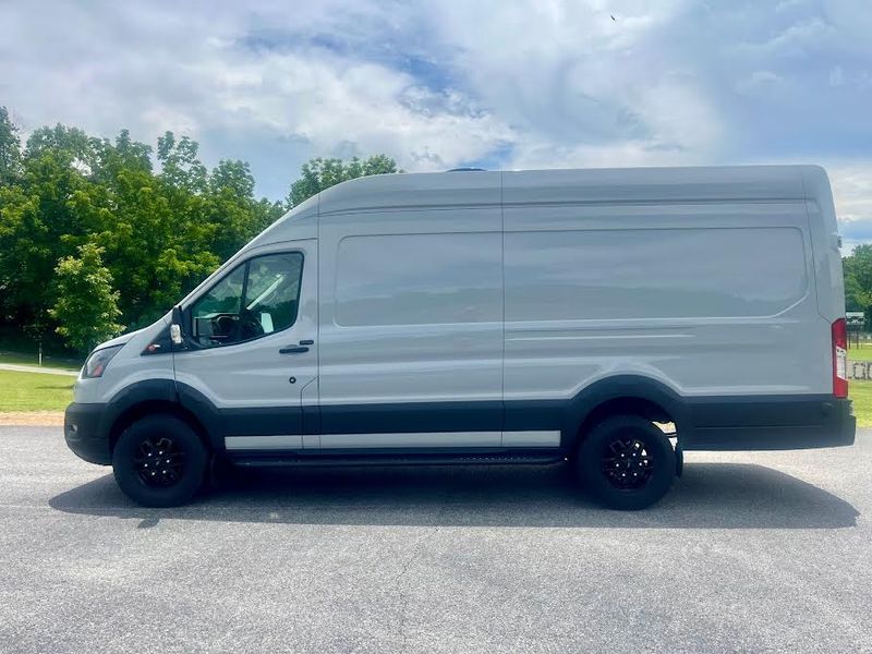 Picture 5/16 of a 2023 Ford Transit Trail 148 EXT 350 High Roof for sale in Fayetteville, Arkansas