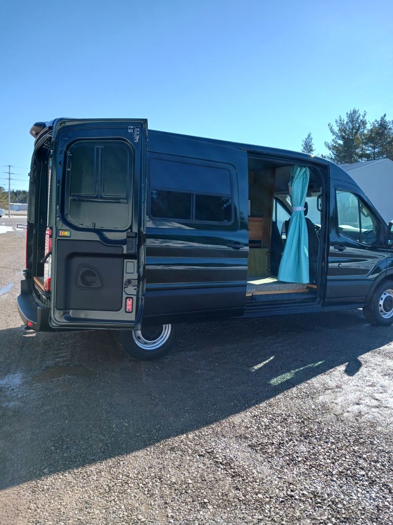 Picture 3/34 of a 2019 Transit 250 camper van for sale in Cheboygan, Michigan