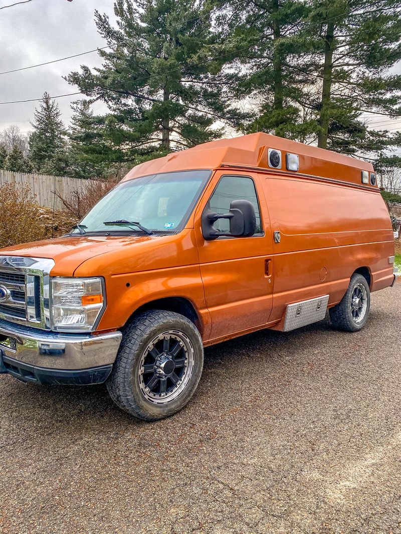 Picture 1/10 of a 2008 Ford E350 Ambulance Camper for sale in Pittsburgh, Pennsylvania