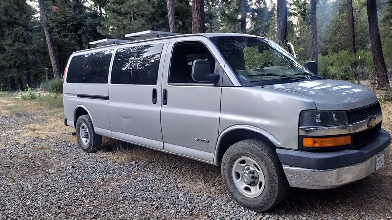 Picture 3/17 of a 2005 Chevy Express 3500 Extended Passenger Van for sale in Sacramento, California