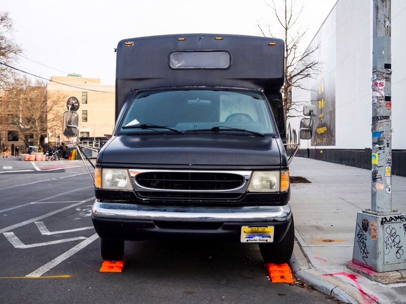 Picture 2/23 of a STUDIO APARTMENT on wheels! Form+function, low orig miles  for sale in Brooklyn, New York