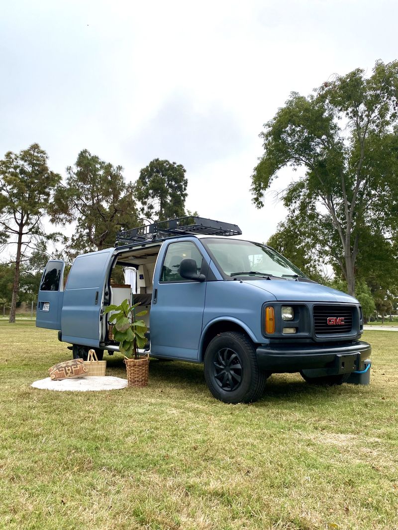 Picture 1/10 of a 3500 CHEVROLET SAVANNA  - Outdoor Shower + toilet  for sale in Long Beach, California