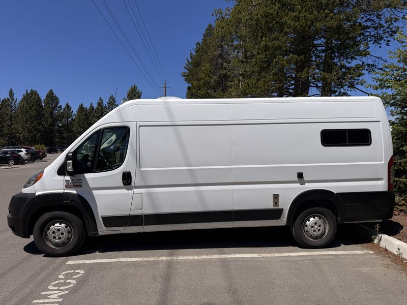 Picture 5/22 of a 2019 Ram Promaster 3500 Stealth Camper for sale in Truckee, California