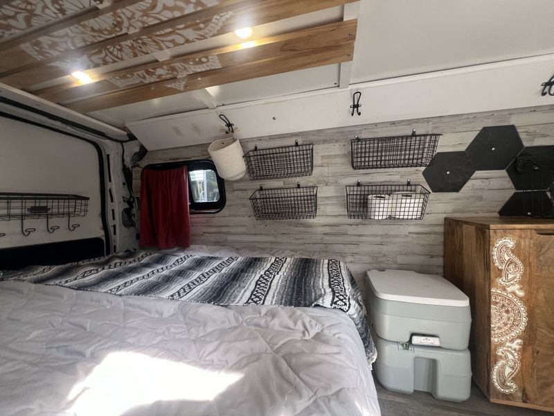Picture 5/29 of a 2011 GMC Savanna Conversion Van for sale in Clarksville, Tennessee