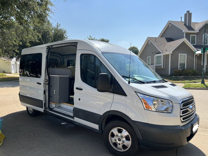 Picture 2/33 of a 2017 Ford Transit 350 XLT Med Roof 3.7L V6 for sale in Little Elm, Texas