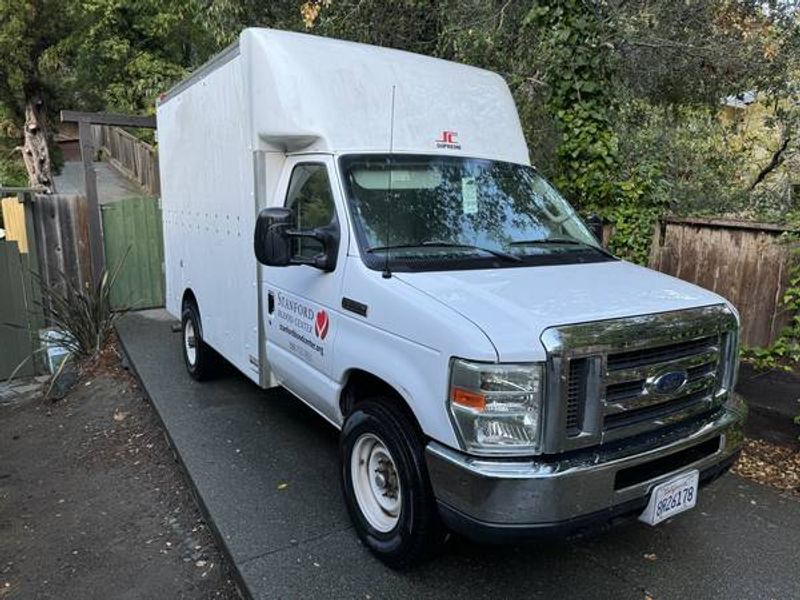 Picture 1/8 of a 2008 Ford E-350 Box Truck - $16,999 for sale in San Francisco, California