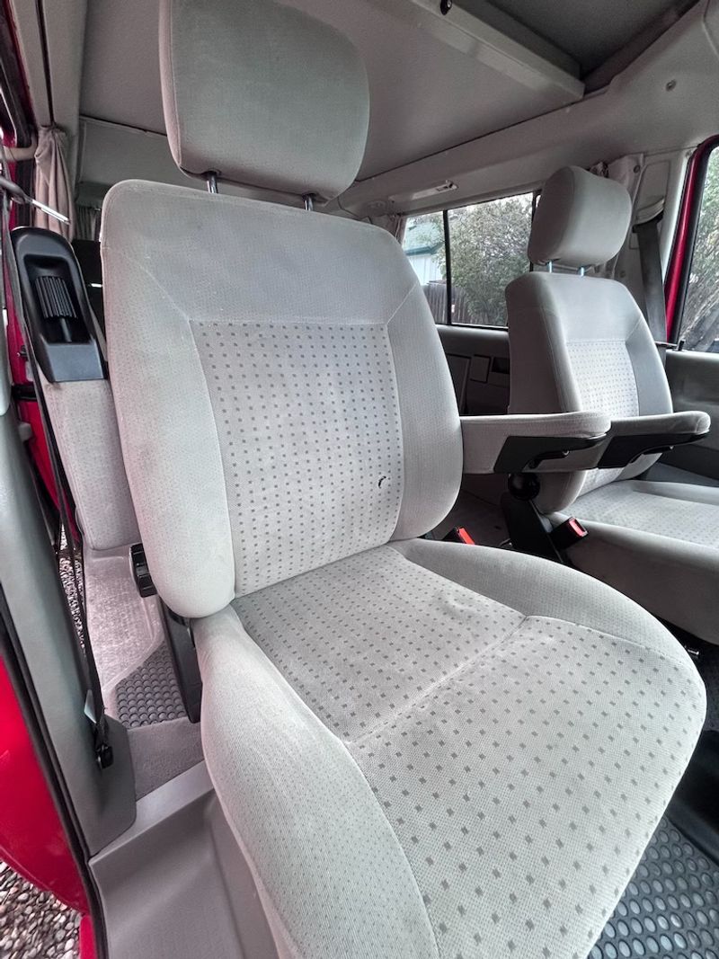 Picture 5/12 of a 2001 VW Eurovan Weekender for sale in Bozeman, Montana