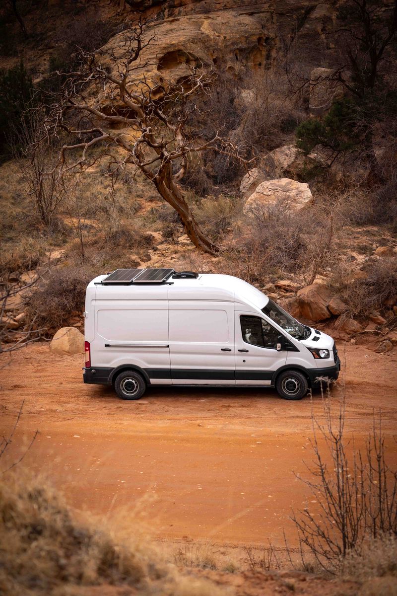 Picture 4/17 of a Ford Transit Campervan for sale in Buffalo, New York