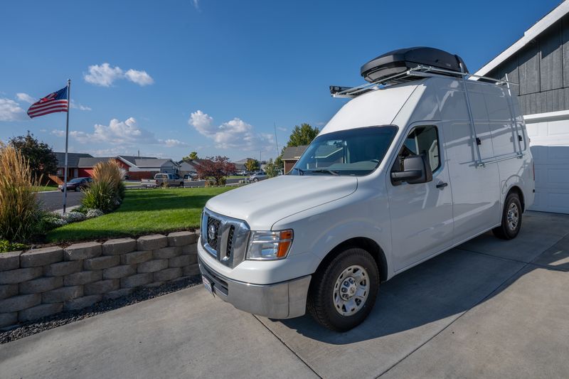 Picture 3/29 of a 2013 Nissan NV 3500 HD for sale in Moses Lake, Washington