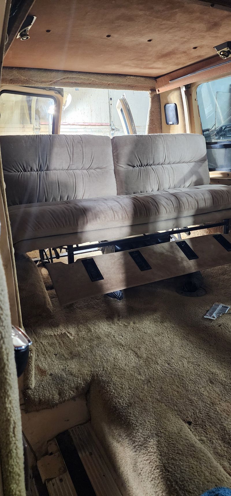 Picture 5/16 of a 1985 E150 4x4 Rig for sale in Great Falls, Montana