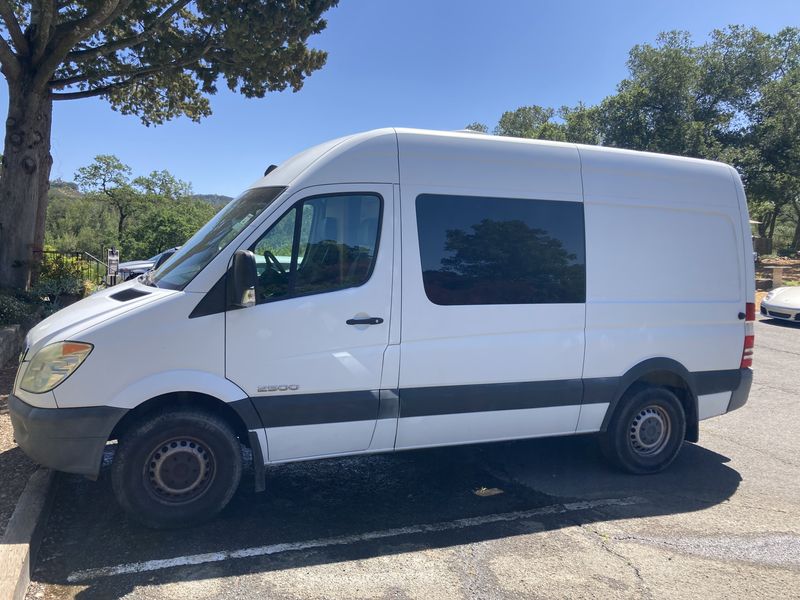 Picture 3/24 of a 2009 Dodge Sprinter 2500 144 Camper Van for sale in Salt Lake City, Utah