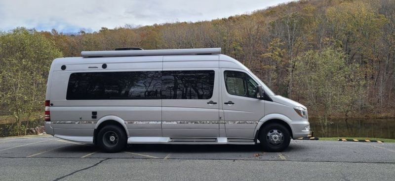 Picture 2/18 of a 2015 Winnebago Era 170C for sale in Burlington, North Carolina