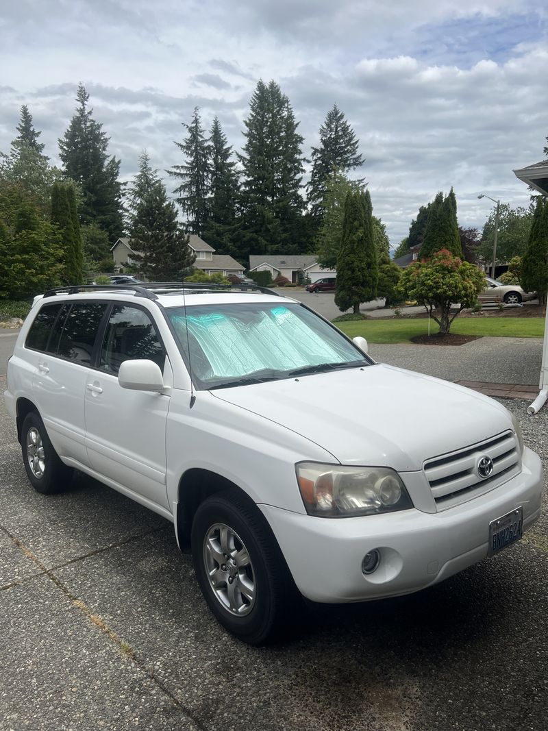 Picture 1/9 of a Toyota Highlander camper for sale in Everett, Washington