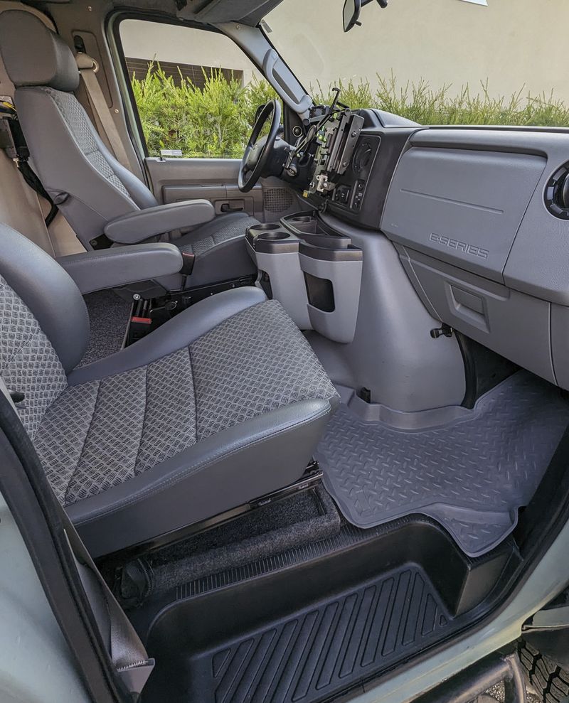 Picture 5/38 of a 2021 Field Van/Sportsmobile Ford Classic 4x4 for sale in San Jose, California