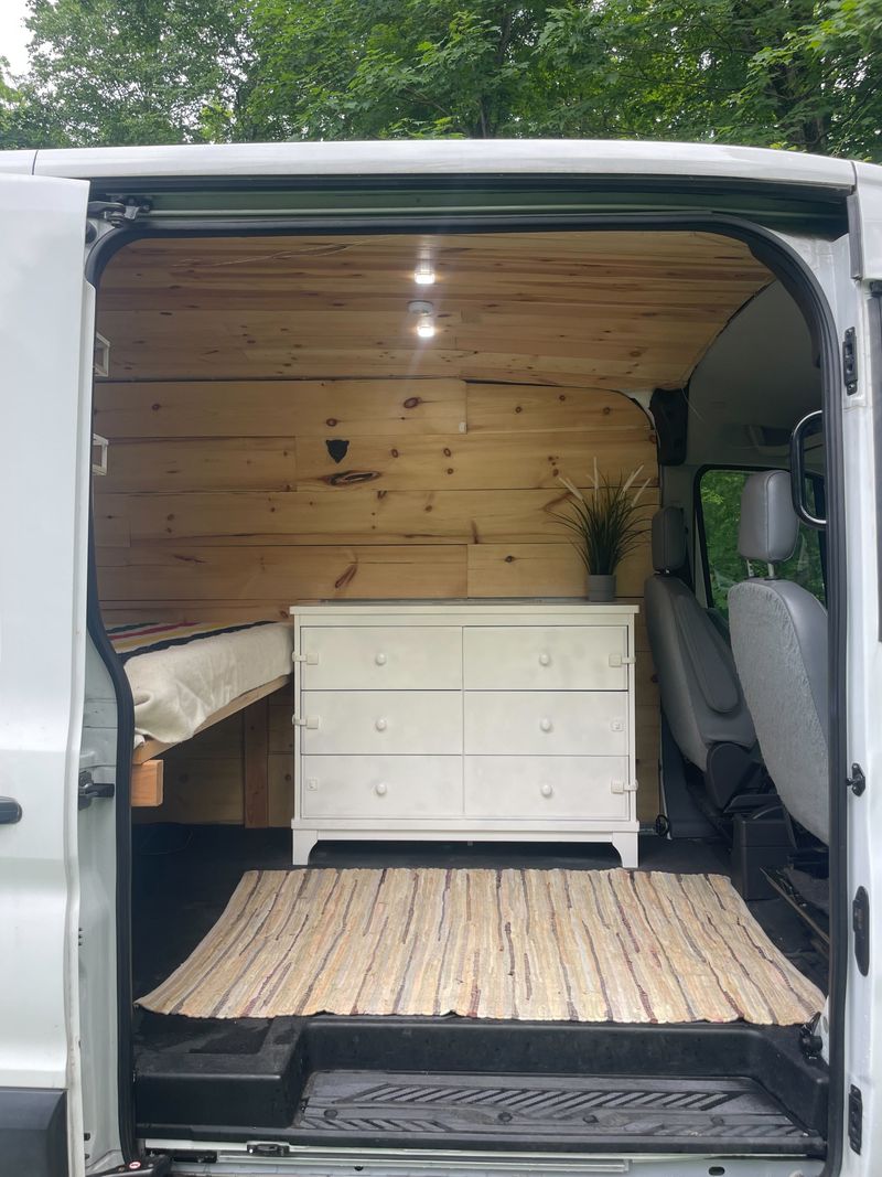 Picture 3/8 of a 2019 Ford Transit Cargo 250 Medium Roof for sale in Cortlandt Manor, New York