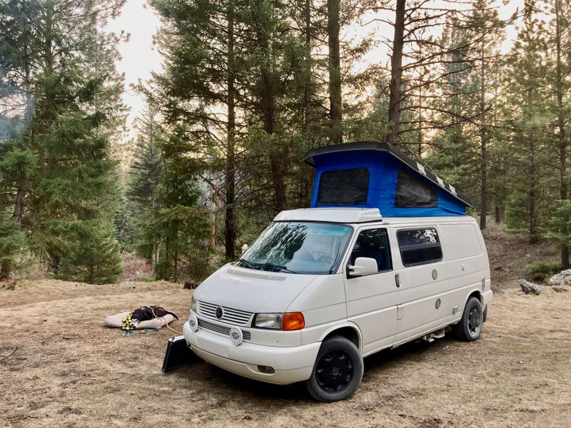 Picture 1/20 of a 2001 VW Eurovan Camper (2.8L V6) for sale in Missoula, Montana
