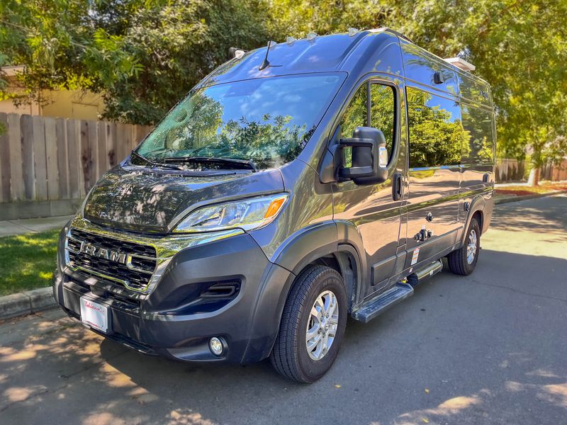 Picture 1/21 of a 2024 Thor Rize 18G, like new! for sale in Merced, California