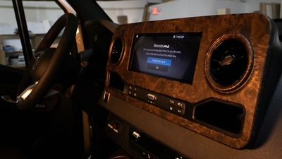 Picture 8/17 of a 2025 Mercedes-Benz Sprinter 2500 AWD 170″ for sale in Eden Prairie, Minnesota