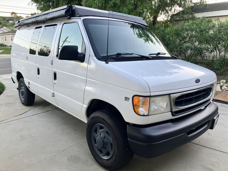 Picture 2/18 of a E350 SUPERCOZY (2001 Ford E350) for sale in Torrance, California