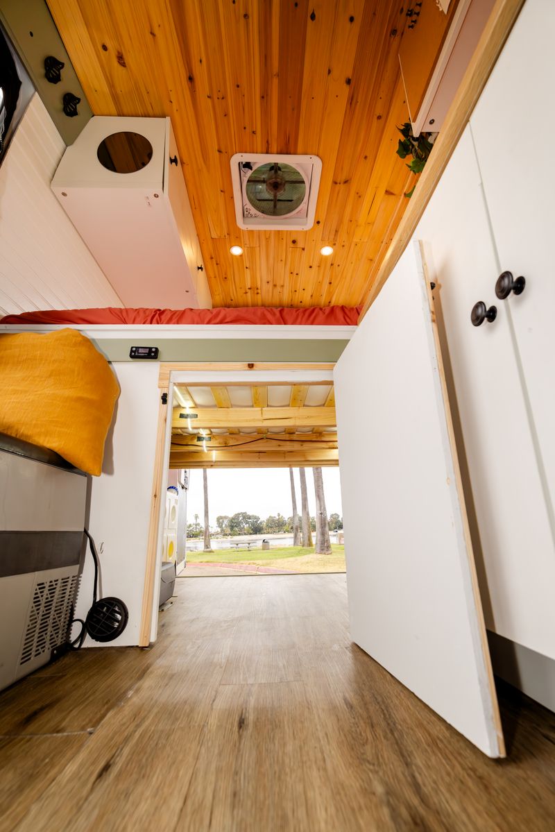 Picture 5/9 of a 2019 Ram Promaster Campervan 41k Miles! for sale in Mammoth Lakes, California