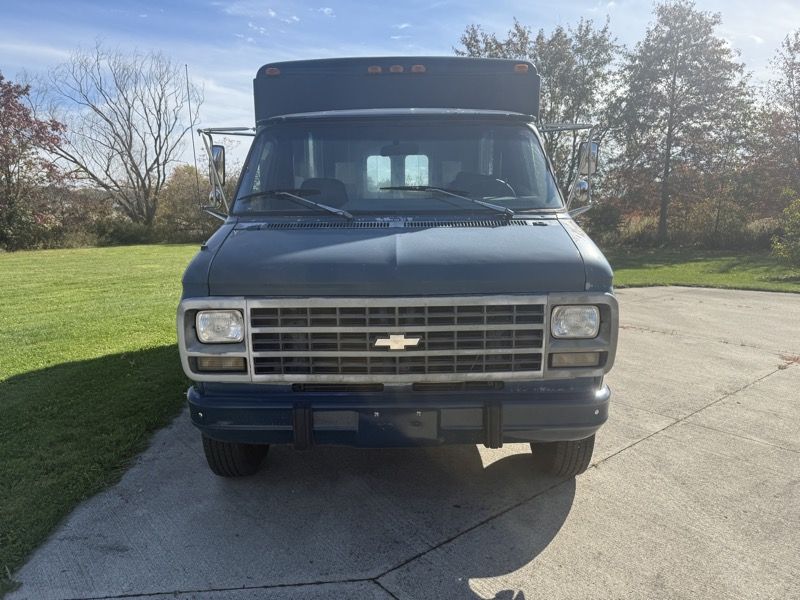 Picture 2/10 of a 1993 Chevy G30 Hi-Cube Van for sale in North Olmsted, Ohio