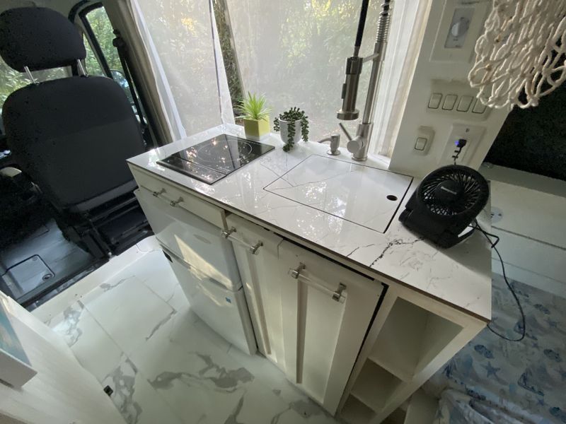 Picture 4/26 of a 2017 Ram Promaster 1500 for sale in Savannah, Georgia