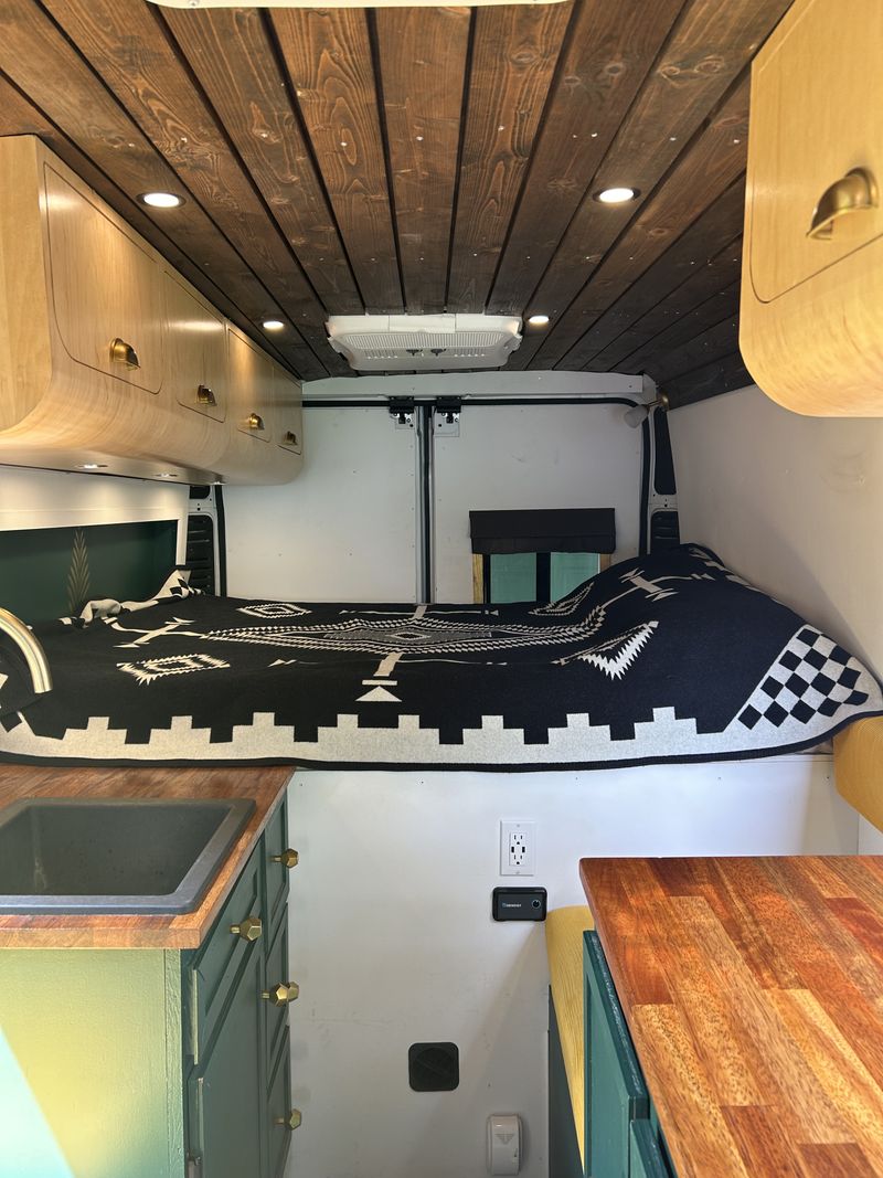 Picture 4/10 of a 2018 Ram Promaster 3500 for sale in Sammamish, Washington