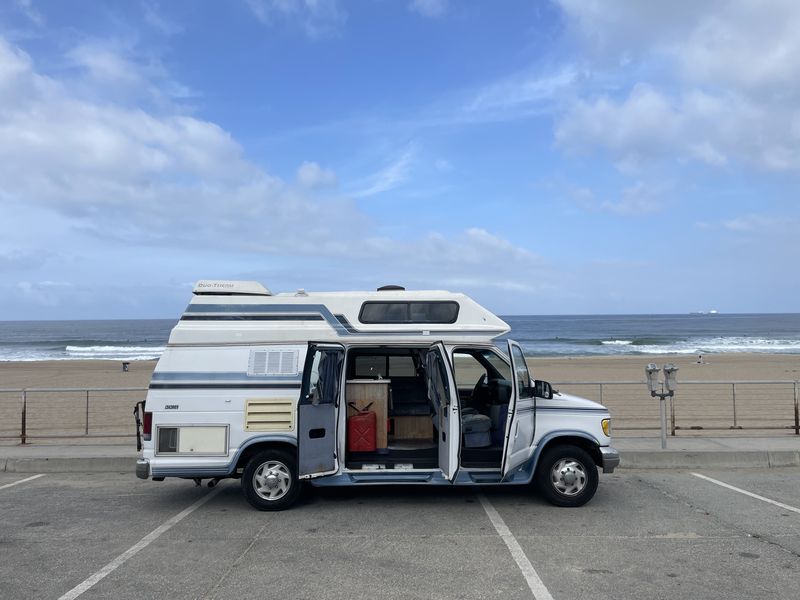 Picture 1/20 of a 1995 Ford Coachmen E250 Class B RV/Converted Camper Van for sale in Los Angeles, California
