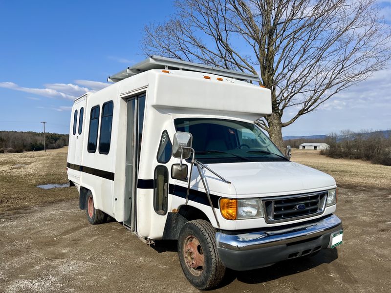 Picture 1/15 of a Ford E-350 Super Duty for sale in Middlebury, Vermont