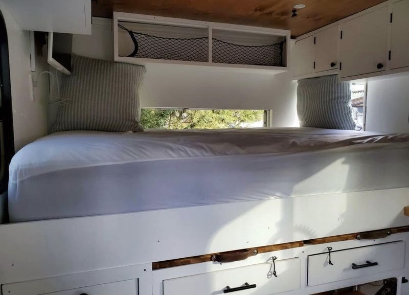 Picture 5/13 of a 2003 Ford E-350 Ambulance Conversion – 7.3L Diesel for sale in Richmond, California