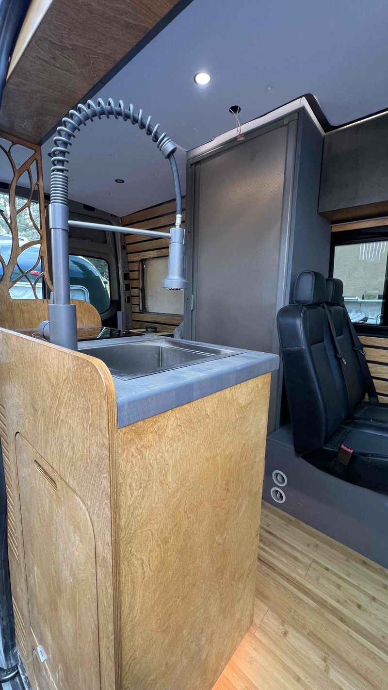 Picture 4/12 of a 4x4 144 Premium Sprinter with electric bed, sits/sleeps 4 for sale in Big Bear City, California