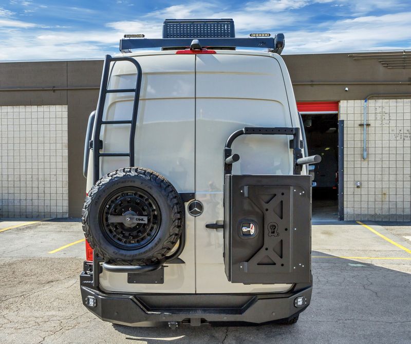 Picture 4/15 of a 2021 Mercedes Sprinter 4x4 Pebble Grey                       for sale in Salt Lake City, Utah